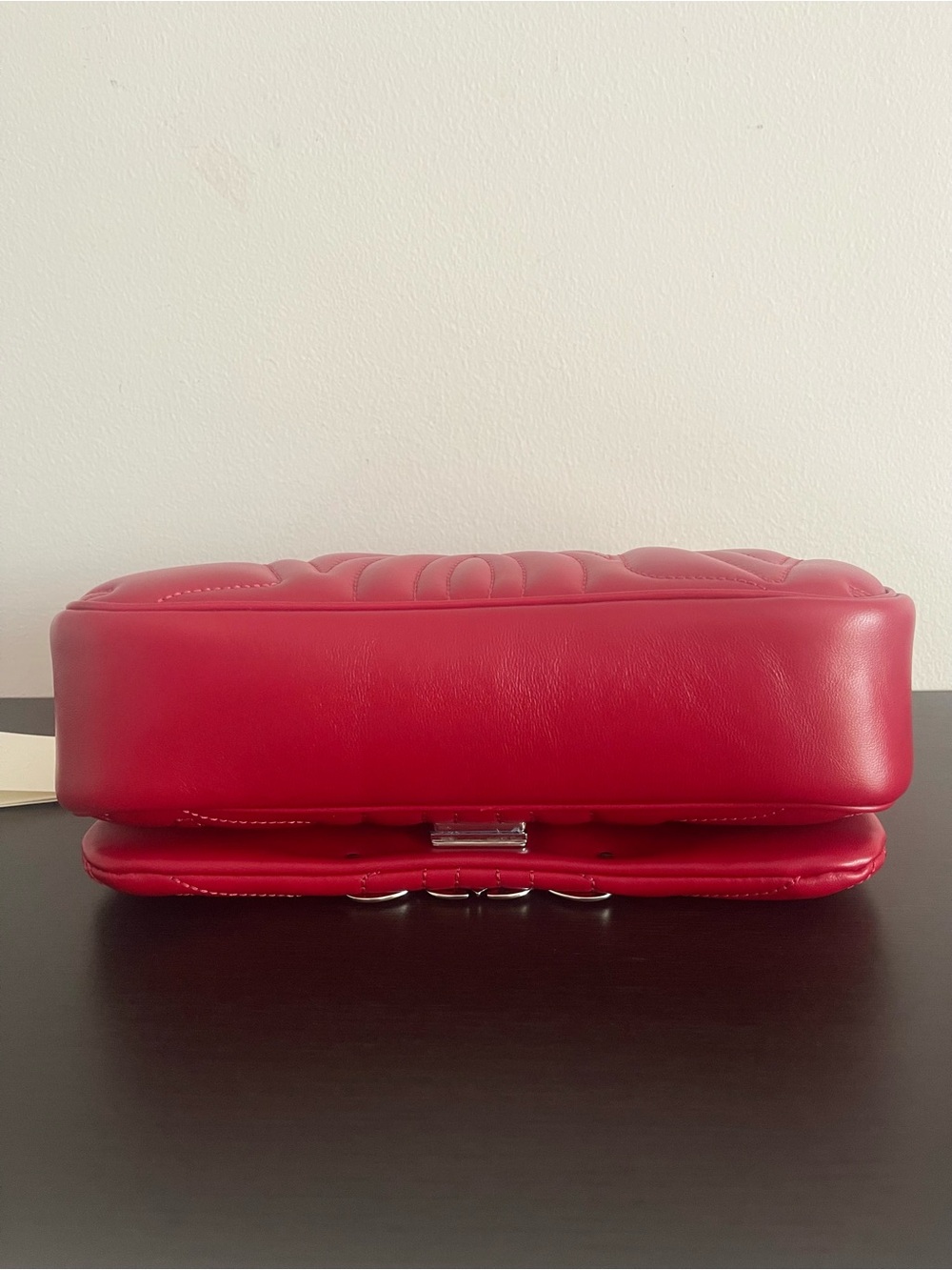 NWT Alexander McQueen Small Seal Quilted Chain Shoulder Bag in Cherry Red - Picture 7 of 12
